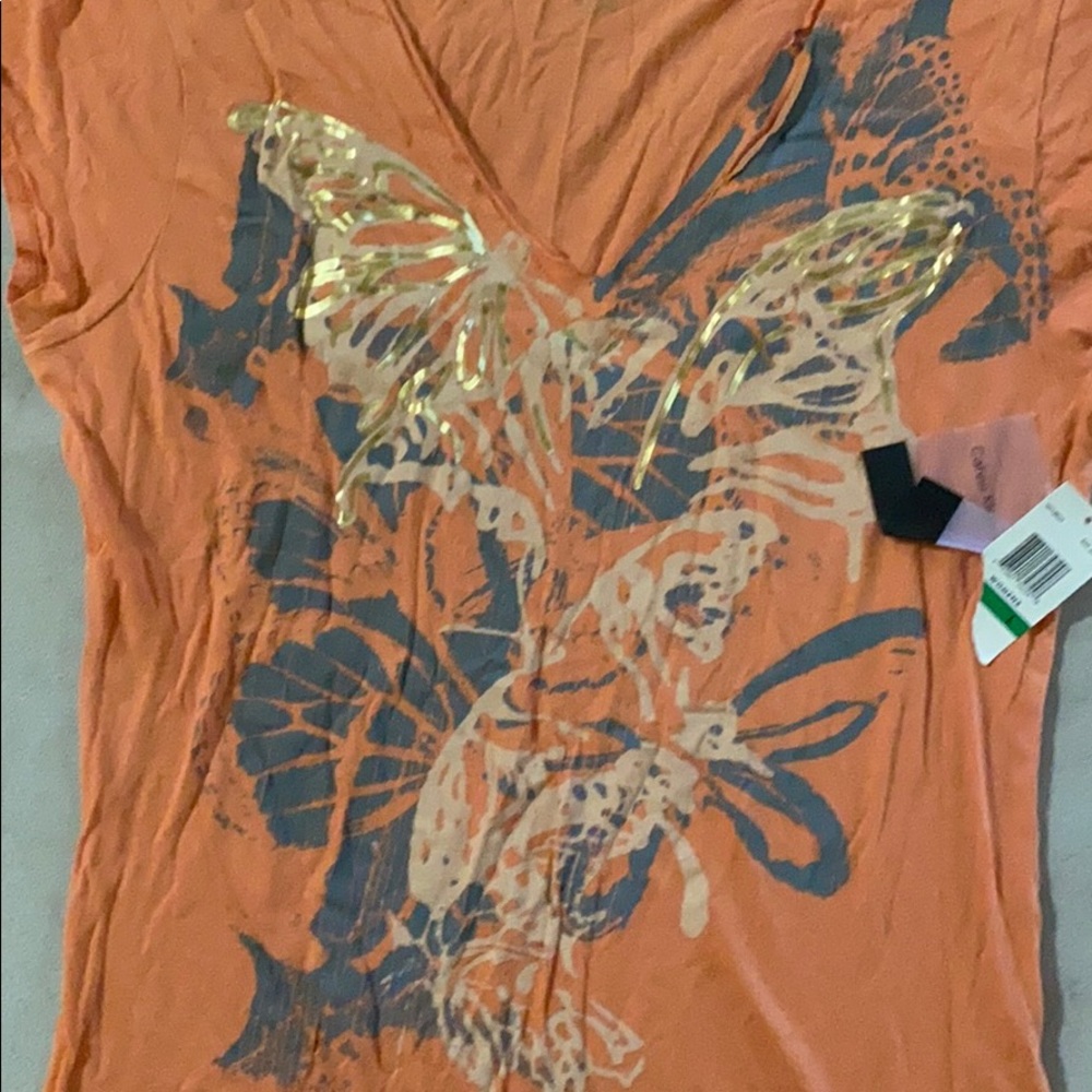 Calvin Klein Tee - Picture 4 of 7